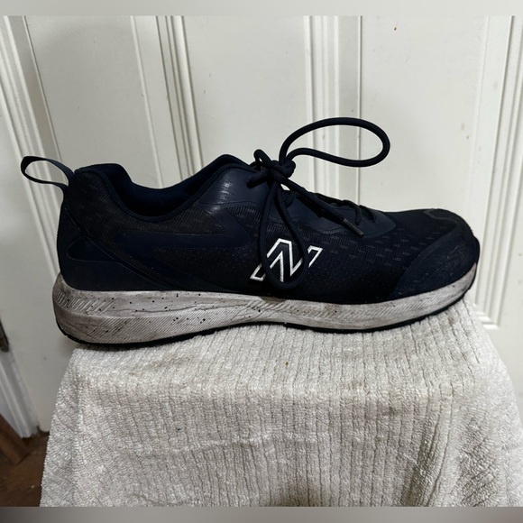 New Balance Logic safety toe - Picture 7 of 8